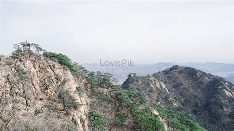 Monte Qianshan - Um Símbolo da Natureza e da História em Shuangyashan!